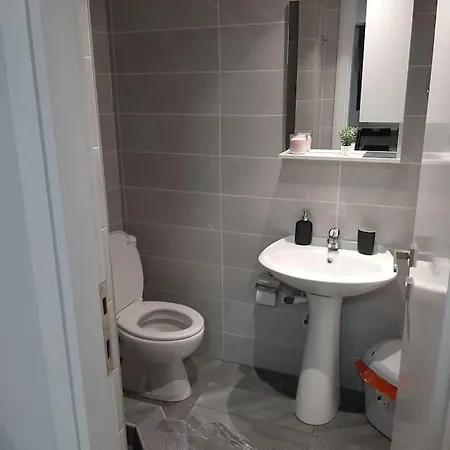 ανετο στην πυλαια με ευκολο παρκιγκ Apartment *
